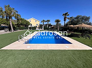 Imagen 1 Venta de casa con piscina en Coín