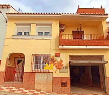 Foto Venta de casa con terraza en Álora, Alora