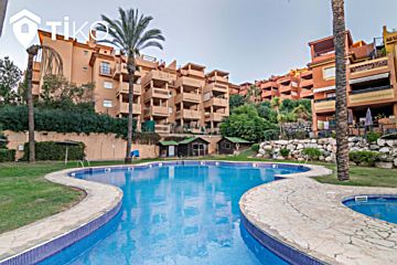 Imagen 1 Venta de piso con piscina en Marbella Este (Marbella (Municipio))
